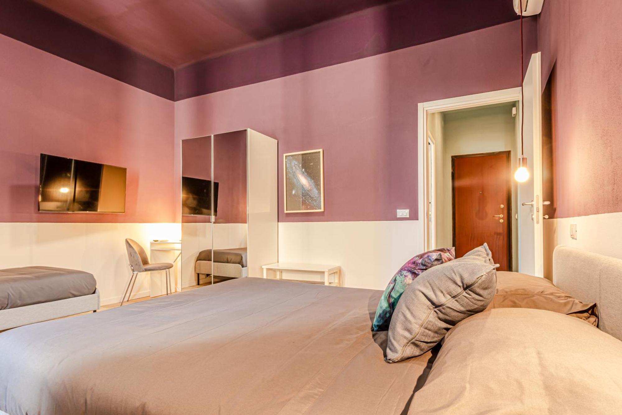 Moonlight Stylish Central, Hospital & Station Livorno Bagian luar foto