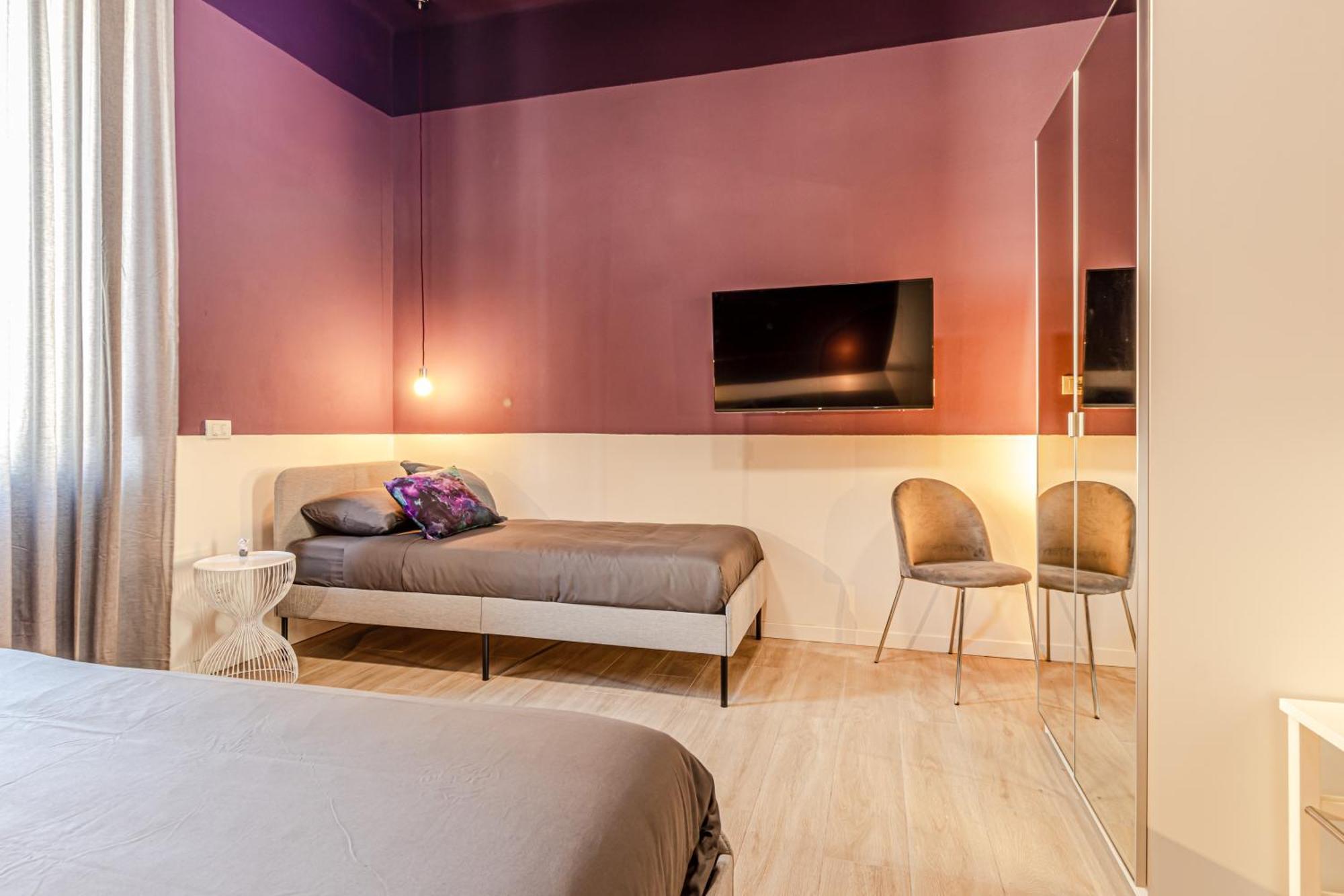 Moonlight Stylish Central, Hospital & Station Livorno Bagian luar foto